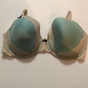 Victoria secret Bra size 38DDD